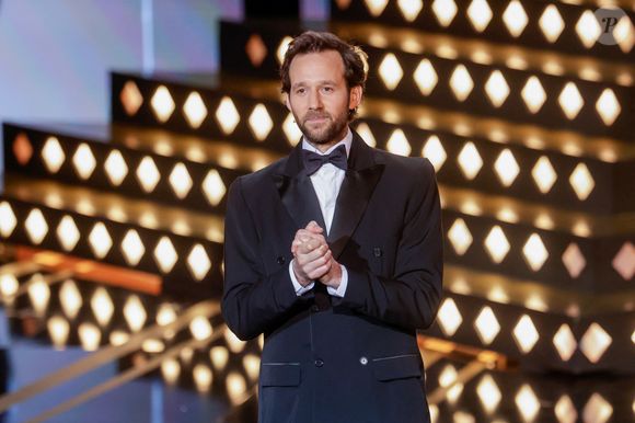 L'acteur français a raconté à quel point le film The Mask l'avait fasciné lorsqu'il n'avait que dix ans.

Benjamin Lavernhe (broche de la Maison Chaumet) lors de la 51ème cérémonie des César à l'Olympia à Paris, France, le 26 février 2025 © Borde-Jacovides/Bestimage