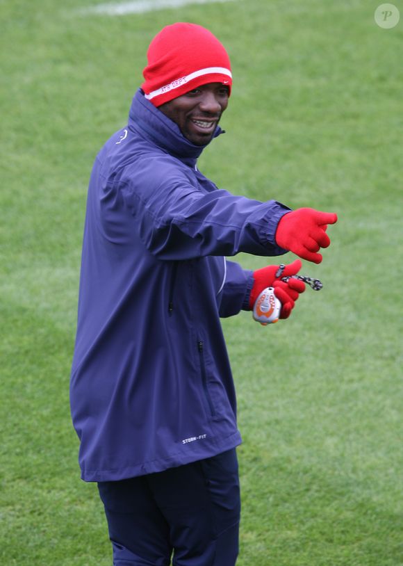 Claude Makelele - Entrainement du PSG avant le match Bordeaux -PSG, au Camp des Loges à Saint Germain-En Laye. Le 12 Septembre  2013.