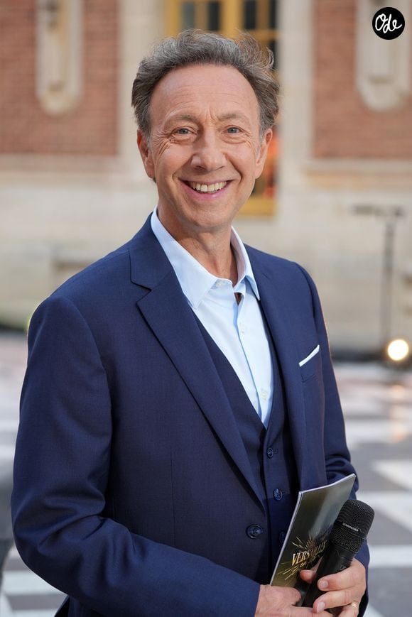 Exclusif - Stéphane Bern lors de l'enregistrement de l'émission "Versailles en fêtes" diffusée le 5 septembre 2026 sur France 2, à Versailles, France, le 31 août 2026. © Anne-Sophie Guebey/Bestimage