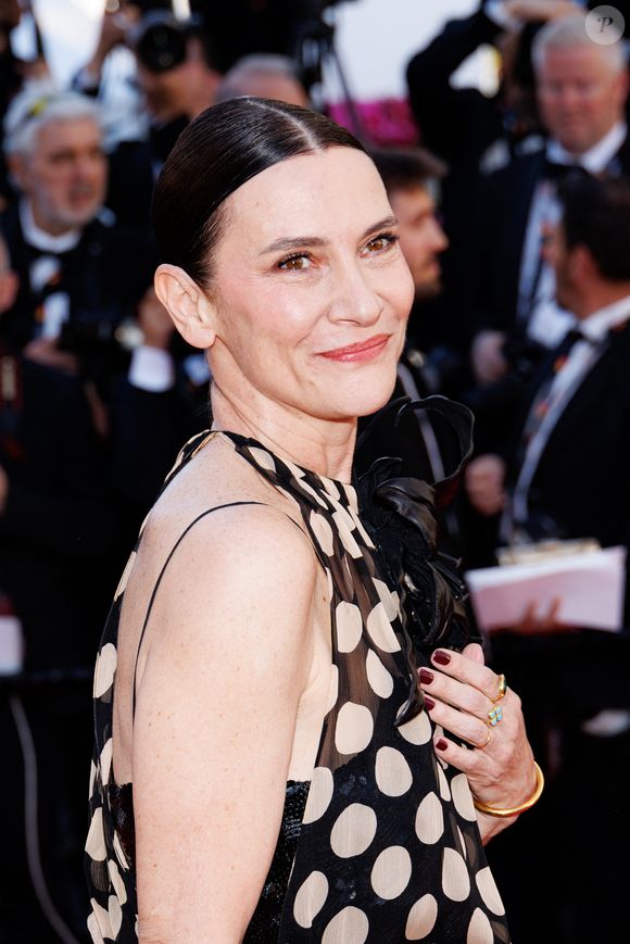 Géraldine Pailhas - Montée des marches du film " La vénus électrique " pour la cérémonie d'ouverture du 79ème Festival International du Film de Cannes, le 12 mai 2026. © Jacovides-Moreau /Bestimage