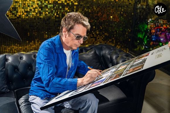Une affaire qui n’est pas sans rappeler la succession très médiatisée de Johnny Hallyday.

Jean-Michel Jarre pose pour la presse avant son concert au Starlite Occident, le 13 juillet 2026 à Marbella (Andalousie, Espagne).

Photo par Noelia Plaza / Noelia Plaza
