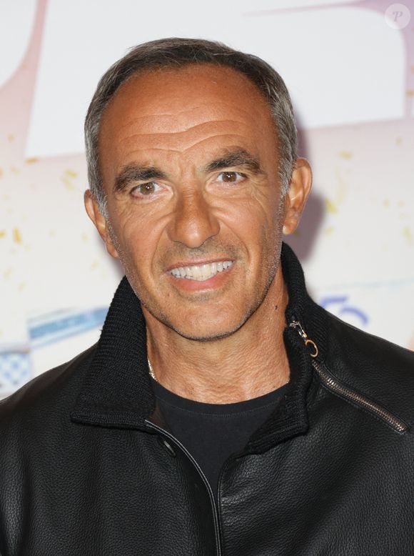 Nikos Aliagas - Avant-première du film "Super Grand Prix" au cinéma le Grand Rex à Paris le 28 septembre 2025. © Coadic Guirec/Bestimage