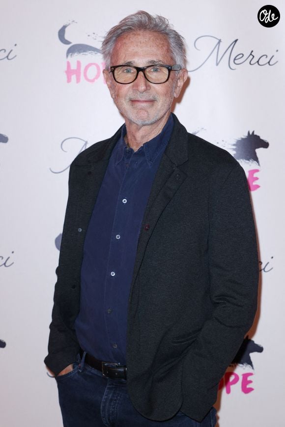 Thierry Lhermitte assiste au gala HOPE à Paris, en France, le 14 octobre 2025. Photo : Jérôme Domine/ABACAPRESS.COM