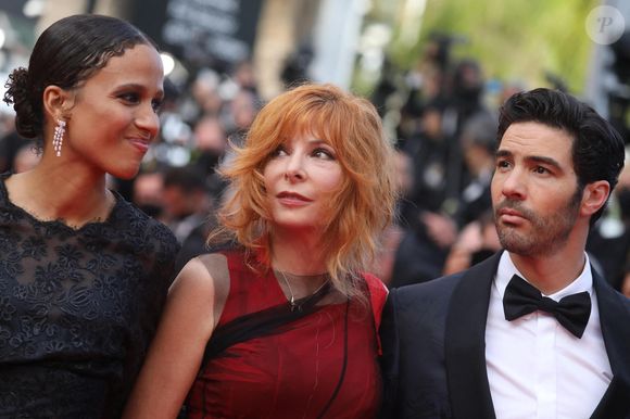 Mati Diop, Mylène Farmer, Tahar Rahim - Montée des marches du film « Annette » lors de la cérémonie d'ouverture du 74ème Festival International du Film de Cannes. Le 6 juillet 2021
© Borde-Jacovides-Moreau / Bestimage