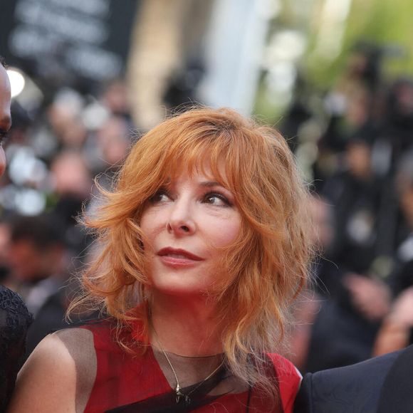 Mati Diop, Mylène Farmer, Tahar Rahim - Montée des marches du film « Annette » lors de la cérémonie d'ouverture du 74ème Festival International du Film de Cannes. Le 6 juillet 2021
© Borde-Jacovides-Moreau / Bestimage