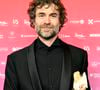 Yannick Renier a notamment joué dans "Toutes nos envies", "Patients" ou "Reflet dans un diamant mort", récemment nommé aux Gotham Television Awards 2026.

Meilleur acteur : Yannick Renier lors de la 15ème cérémonie des René du cinéma, organisée par l'Académie André Delvaux, à Bruxelles le 7 mars 2026. © Photonews / Bestimage
