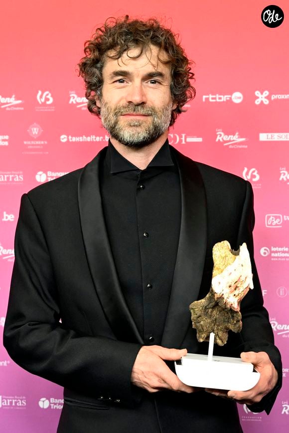 Yannick Renier a notamment joué dans "Toutes nos envies", "Patients" ou "Reflet dans un diamant mort", récemment nommé aux Gotham Television Awards 2026.

Meilleur acteur : Yannick Renier lors de la 15ème cérémonie des René du cinéma, organisée par l'Académie André Delvaux, à Bruxelles le 7 mars 2026. © Photonews / Bestimage