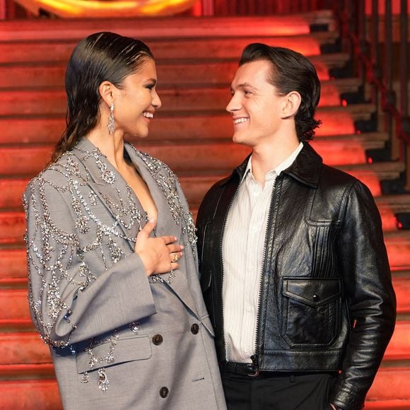 Le 5 décembre 2021 de Zendaya et Tom Holland lors d'un photocall pour leur nouveau film, Spider-Man : No Way Home, à The Old Sessions House, Londres. ©Yui Mok/PA Wire