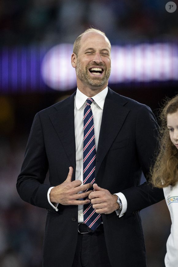 Chaque été, Kate, William et leurs trois enfants y passent des moments en famille, en toute intimité.

Le prince William lors du match finale du Championnat d'Europe de football féminin EURO 2025 en Suisse, le 27 juillet 2025.

Photo : Elyxandro Cegarra / PsnewZ / Bestimage
