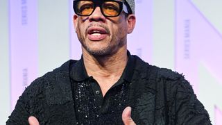 JoeyStarr à la tête d'un nouveau business éloigné de la musique et du cinéma, il "reprend du service" avec l'un de ses associés