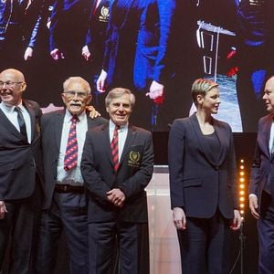 C'est un grand nom du rugby qui vient de nous quitter à 87 ans. 

Bernard Lemaitre - André Herrero - Jérome Gallion - Charlène Wittstock Princesse de Monaco - Prince Albert II de Monaco - Joe Van Niekerk - Eric Champ - Christian Carrere - Jonny Wilkinson - Soirée "Hall of Fame" du RC Toulon à Toulon. 
© Norbert Scanella / Panoramic / Bestimage