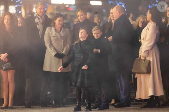 Mélanie-Antoinette de Massy, Le prince Albert II de Monaco, La princesse Charlène de Monaco, La princesse Gabriella de Monaco, comtesse de Carladès, Le prince Jacques de Monaco, marquis des Baux - La famille princière de Monaco lors de l'embrasement de la barque dans le cadre des célébrations de la Sainte-Dévote, Sainte Patronne de Monaco le 26 janvier 2024.

© Olivier Huitel / Pool Monaco / Bestimage