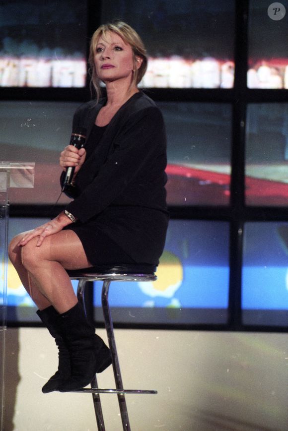 Photo d'archives non datée de Véronique Sanson dans une émission de télévision. Photo par APS-Medias/ABACAPRESS.COM