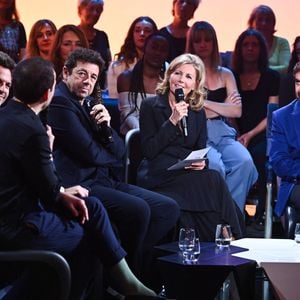 Charles Aznavour sera à l'honneur sur France 2

Exclusif - Thibault Cauvin, Matthieu Chedid (Le chanteur M), Patrick Bruel, Claire Chazal, André Manoukian - Enregistrement de l'émission "Le Grand Echiquier : Spéciale Charles Aznavour" à l'Opéra royal de Versailles, présentée par C.Chazal et A.Manoukian, et diffusée sur France 2. © Guillaume Gaffiot/Bestimage