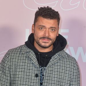 Kev Adams - Photocall du défilé Etam Live Show 2020 à Paris le 29 septembre 2020.

© Pool Agence Bestimage