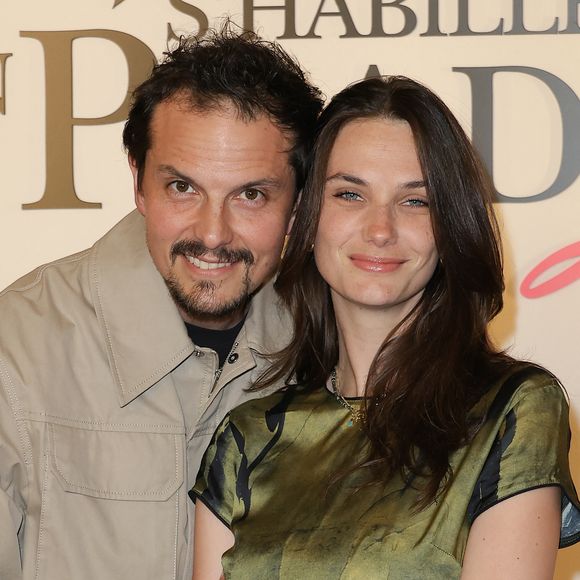 Juan Arbeláez et sa compagne Cassandre Verdier - Première du film "Le Diable s'habille en Prada (The Devil wears Prada 2)" au cinéma Le Grand Rex à Paris, le 27 avril 2026.
© Guirec Coadic/Bestimage