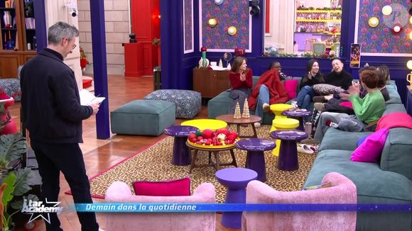 Sa performance lui a valu une excellente note de 16,9 sur 20 et les éloges de ses camarades.

Les élèves de la "Star Academy" ont découvert le nom du candidat immunisé pour le prochain prime.