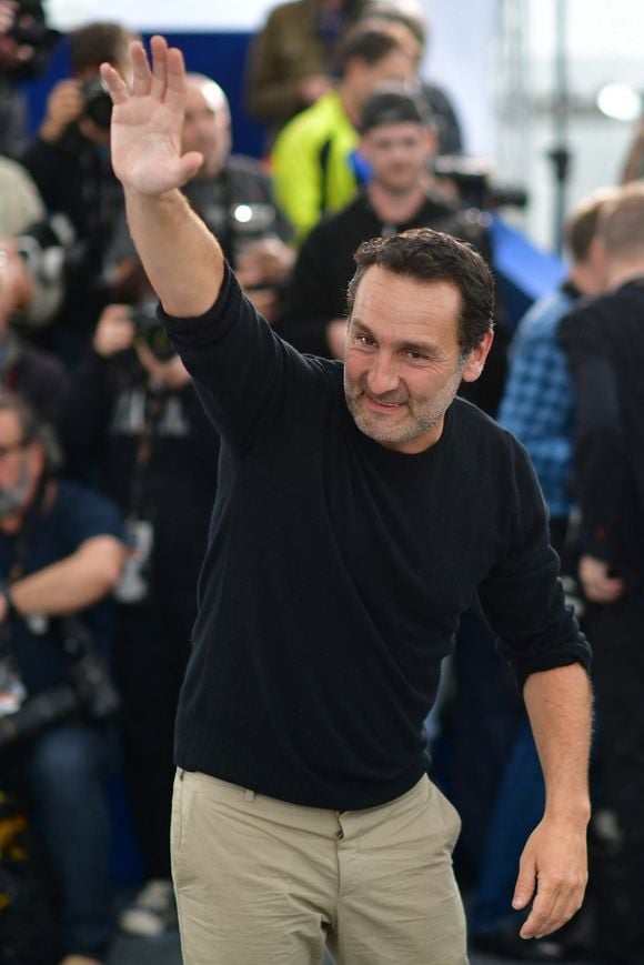 Gilles Lellouche pose lors du photocall Le Grand Bain qui se tient au Palais des Festivals le 13 mai 2018 à Cannes, en France, dans le cadre du 71e Festival de Cannes annuel. Photo par Lionel Hahn/ABACAPRESS.COM