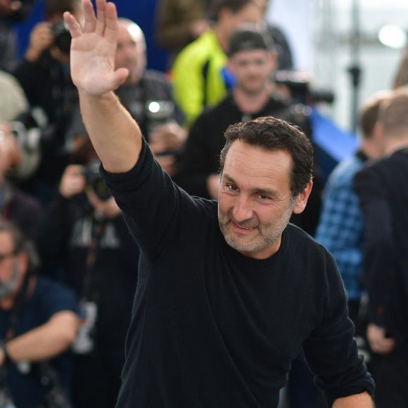Gilles Lellouche pose lors du photocall Le Grand Bain qui se tient au Palais des Festivals le 13 mai 2018 à Cannes, en France, dans le cadre du 71e Festival de Cannes annuel. Photo par Lionel Hahn/ABACAPRESS.COM