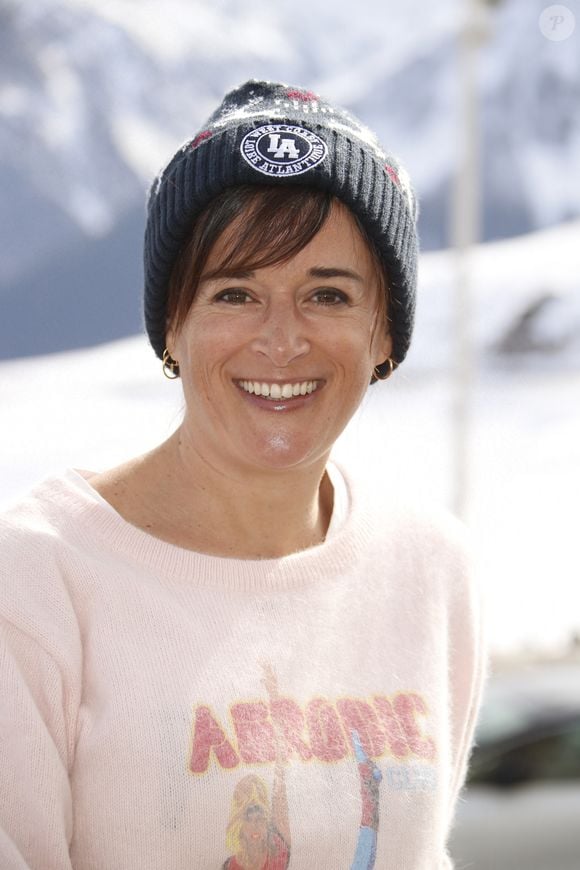 Béatrice de la Boulaye pour "Tropiques criminels". - Rendez-vous avec les actrices et acteurs de la 24ème édition du festival Tv de Luchon le 12 février 2022. © Christophe Aubert / Bestimage