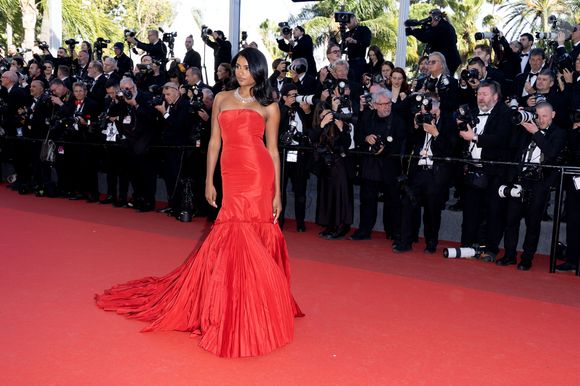 Simone Ashley - Montée des marches du film " Karma " lors du 79ème Festival International du Film de Cannes, le 15 mai 2026. 

© Olivier Borde / Bestimage