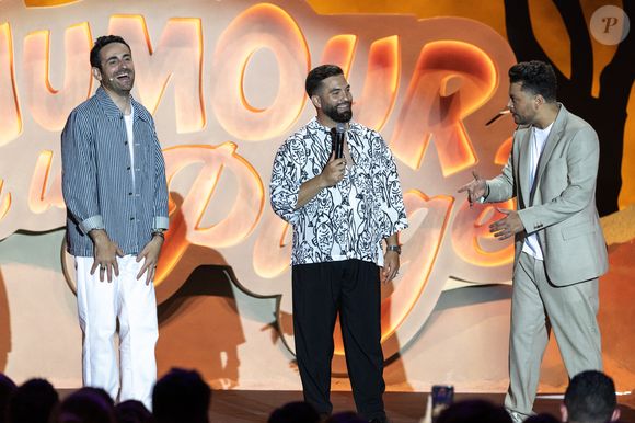 Exclusif - Camille Combal, Kendji Girac et Kev Adams - Enregistrement de l'émission "L'humour à la plage" pour la 2eme édition du festival de Juan les Pins à la pinède Gould le 27 juin 2025. © Bruno Bebert / Bestimage