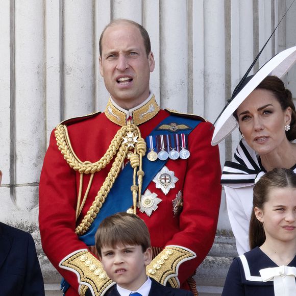 Une ancienne nounou a révélé de quoi étaient faites les heures précédant l'extinction des feux

Le prince et la princesse de Galles, et leurs enfants, le prince George, le prince Louis et la princesse Charlotte, lors de la montée des couleurs à Londres, au Royaume-Uni, le 15 juin 2024. Photo par Richard Pohle/The Times/News Licensing/ABACAPRESS.COM