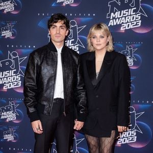 Louane et son mari Florian Rossi assistent au tapis rouge des Nrj Music Awards 2023 au Palais des Festivals, à Cannes, le 10 novembre 2023. Photo Shootpix/Abaca