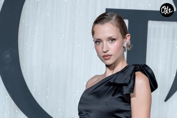Elle revient aussi sur sa release party géante sur la Grand-Place de Bruxelles.

Angèle - Gala d’ouverture de la saison de danse 2025-2026, avec le soutien de la maison Chanel, le 27 septembre 2025. © Olivier Borde / Bestimage