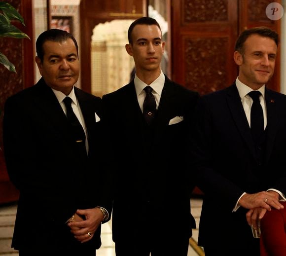 Le président de la République française Emmanuel Macron et le roi Mohammed VI lors de leur entretien au palais royal à Rabat, le 28 octobre 2024. 
© Ludovic Marin / Pool / Bestimage