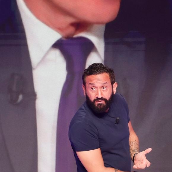 Exclusif - Cyril Hanouna, sur le plateau de l'émission TBT9 (Tout beau tout n9uf) présentée par C.Hanouna, et diffusée en direct sur W9, Paris, France, le 19 novembre 2025. © Jack Tribeca / Bestimage