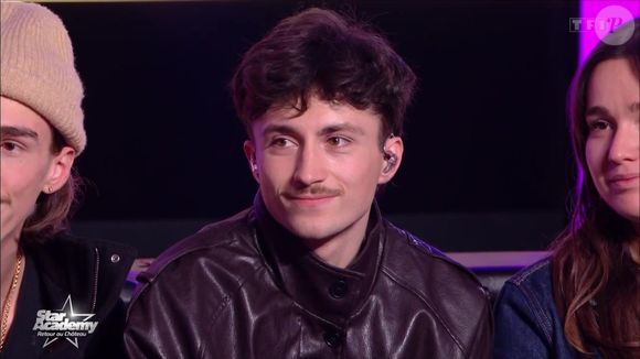 Léo a été éliminé, il ne participera donc pas à la tournée de la Star Academy.

Léo sur le prime de la tournée de la Star Academy diffusé le 13 décembre 2025.  Photo : Capture d'écran TF1/Star Academy