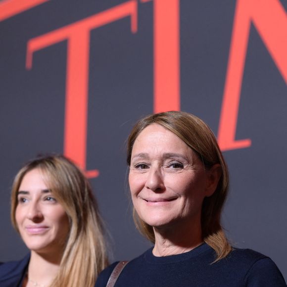 Les people ont fait le déplacement à l'occasion du lancement du mythique Time Magazine en France. 

Daniela Lumbroso et sa fille Carla Ghebali - Soirée de lancement de l'édition française du magazine Time au Petit Palais à Paris le 15 décembre 2025.
© Rachid Bellak / Bestimage