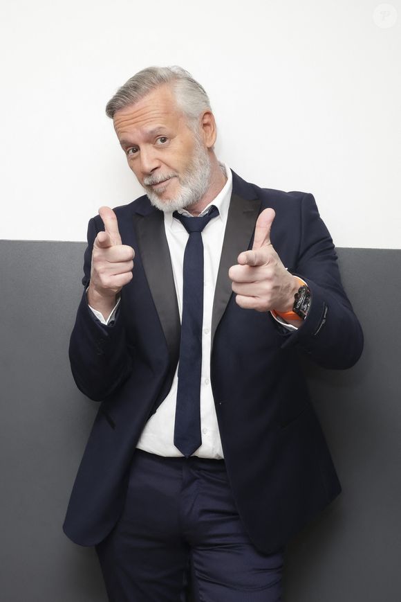 Exclusif - Jean-Michel Maire, en backstage de l’émission « TPMP » La dernière sur C8,  présentée par C.Hanouna et diffusée en direct sur C8, Paris, France, le 27 fevrier 2025. © Jack Tribeca / Bestimage