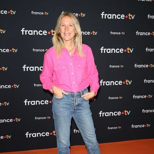 Agathe Lecaron fait beaucoup d'activités avec ses enfants.

 Agathe Lecaron au photocall pour la conférence de presse de rentrée de France TV à la Grande Halle de la Villette à Paris, France, le 11 juillet 2023. © Coadic Guirec/Bestimage