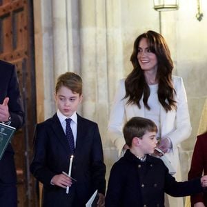 Le prince William de Galles, Kate Catherine Middleton, princesse de Galles et leurs enfants, le prince George, la princesse Charlotte et le prince Louis lors du traditionnel concert de Noël "Together At Christmas" en l'abbaye de Westminster à Londres. Photo par PA Photo/ Bestimage