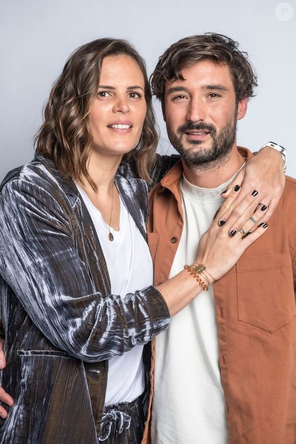 Ces derniers demandent parfois "Mets Jérémy Frérot", mais aussi "Mets papa", une requête qui ne donne pas toujours le résultat attendu. 

Exclusif - Backstage - Enregistrement de l'émission "La Chanson secrète 11" diffusée sur TF1 le 24 juin. Cyril Moreau / Bestimage