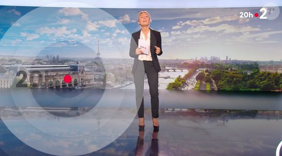 Anne-Sophie Lapix aux commandes du JT de 20heures sur France 2 ce jeudi 29 mai 2025 (Capture d'écran).
