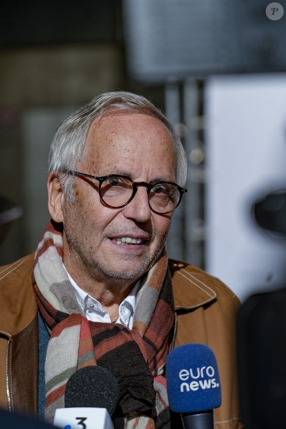 "Il me glisse des conseils : le plus précieux qu'il m'ait donné, c'est apprendre à gérer les silences (...) Fabrice me touche et je l'admire. C'est une chance de le connaître."

Fabrice Luchini lors de la cérémonie d’ouverture de la 15ème édition du Festival du film Lumière à Lyon, du 15 au 22 octobre 2023. Le festival rend, cette année, hommage à  W.Wenders, cinéaste allemand qui recevra le lauréat d’honneur pour son oeuvre. Lyon le 14 octobre 2023.
© Sandrine Thésillat/ Panoramic / Bestimage