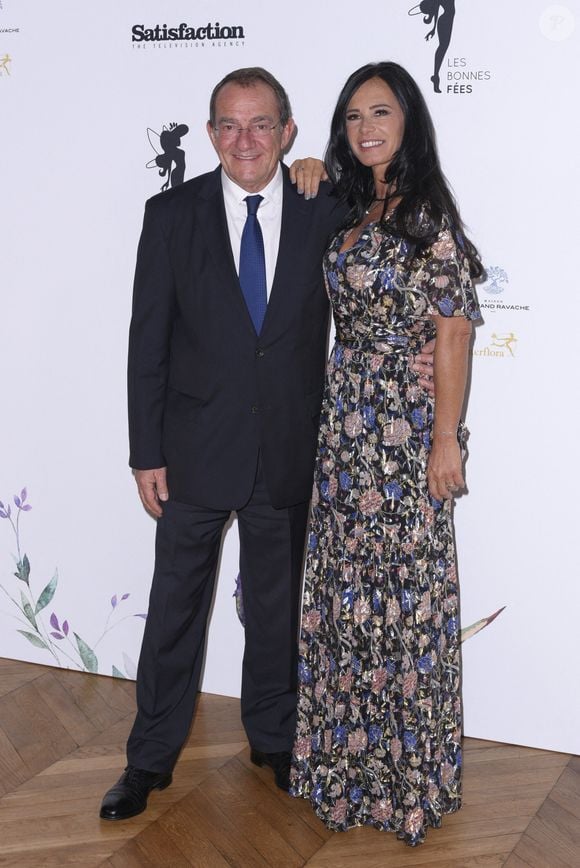 Jean-Pierre Pernaut et son épouse Nathalie Marquay, Miss France 1987, assistent au premier gala de charité 'Les Bonnes Fees' à l'Hôtel d'Evreux, le 20 mars 2017 à Paris, France. Photo Edouard BERNAUX/ABACAPRESS.COM
