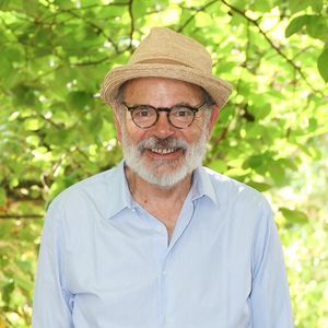 S'il habite la majorité de l'année à Paris, c'est dans le sud de la France que Jean-Pierre Darroussin préfère se ressourcer à l'abri des regards. 

Jean-Pierre Darroussin au photocall du film "Théorème de Marguerite" lors de la 16ème édition du festival du film francophone (FFA) de Angoulême, France. © Coadic Guirec/Bestimage