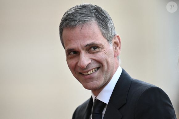 Président et Directeur Général du Groupe CMA CGM, Rodolphe Saadé arrive au Palais présidentiel de l'Elysée pour assister au dîner d'Etat en l'honneur du couple royal du Danemark, à Paris, France, le 31 mars 2025, lors de leur visite d'Etat. Photo de Eliot Blondet/ABACAPRESS.COM