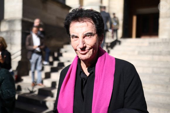 Jack Lang après la cérémonie d'enterrement de l'actrice italo-française Claudia Cardinale à l'église Saint-Roch à Paris, France, le 30 septembre 2025. Photo par Raphael Lafargue/ABACAPRESS.COM