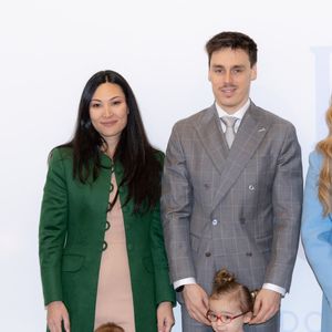 Marie Ducruet et Louis Ducruet, accompagnés de leurs filles Victoire et Constance, assistent à l’inauguration de « Little Wonders », un espace dédié aux enfants créé par Marie Ducruet et Élise Rouillard. Situé sur le boulevard Rainier III, « Little Wonders » propose des jeux, des activités éducatives et un café. © Olivier Huitel/Pool Monaco/Bestimage