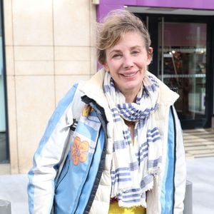 Exclusif - Julie Depardieu à la sortie des studios de RTL à Neuilly-sur-Seine, France, le 20 octobre 2025. Bestimage