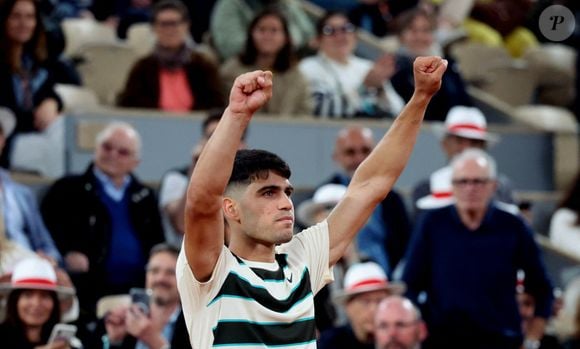 Carlos Alcaraz lors des Internationaux de France de Tennis de Roland Garros 2025, à Paris, France, le 28 mai 2025. © Jacovides-Moreau/Bestimage
Celebs in the stands during the Roland Garros International Tennis 2025, in Paris, France, on May 28, 2025. © Jacovides-Moreau/Bestimage
