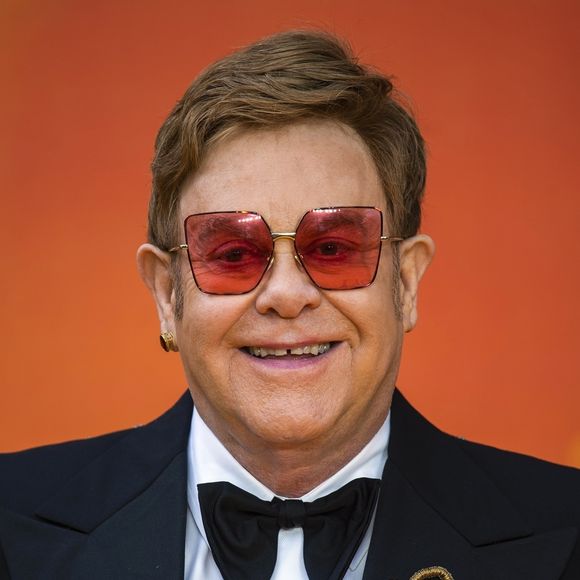 Elton John à la première du film "Le Roi Lion" au cinéma Odeon Luxe Leicester Square à Londres, le 14 juillet 2019. Backgrid UK/ Bestimage