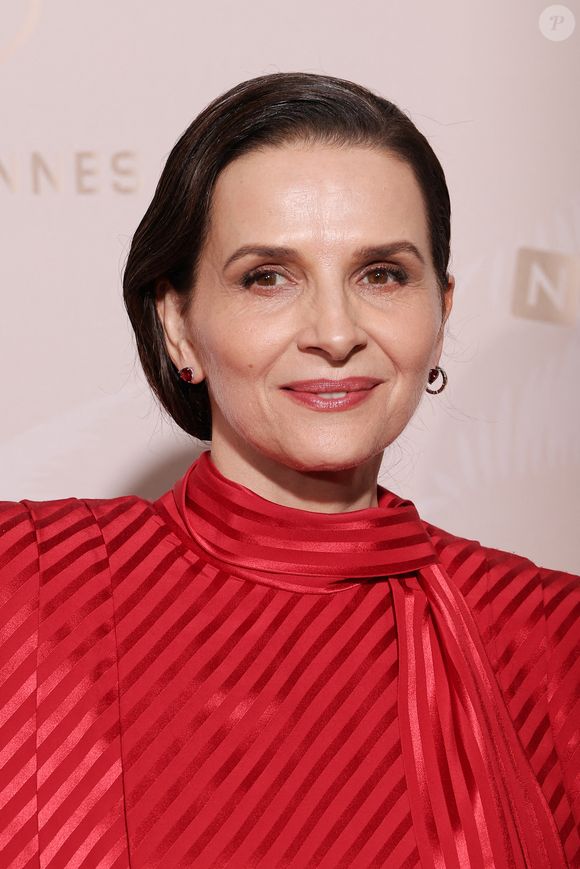 Juliette Binoche - Photocall du dîner lors du 78ème Festival International du Film de Cannes le 13 mai 2025.

© Moreau / Borde / Jacovides / Bestimage
