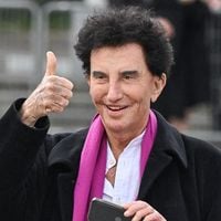 "Jamais dans ma vie l'argent n'a été un moteur" : Jack Lang donne son salaire net après impôts