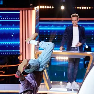 Exclusif - Dany Dann et Cyril Féraud - Enregistrement de l'émission "100% Logique", présentée par Cyril Féraud et diffusée le le 19 avril 2025 sur France 2. Le 18 décembre 2024. © Cyril Moreau/Bestimage